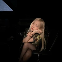 @roses_are_rosie