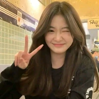 Ngọc Hà(quản lí/trợ lí)