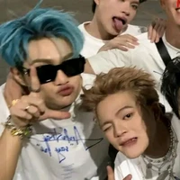 Duy mê em kính đỏ vll