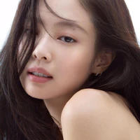 Kim Jennie( Em)