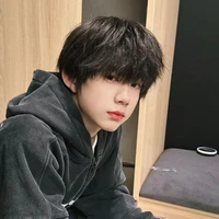 Trần Dịch Hằng-hắn