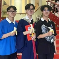 cả 3