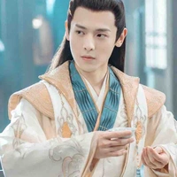 Tiêu Nhược Phong.