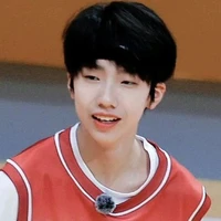 Nhiếp Vĩ Thần