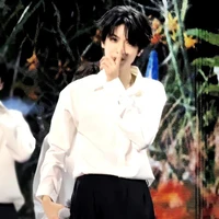 trương quế nguyên( là nhân viên)