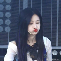 viên nhất kì