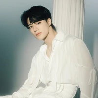 Thiên Hoàng Vũ (ba n9)