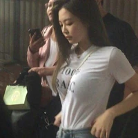 Jennie(bạn nàng)