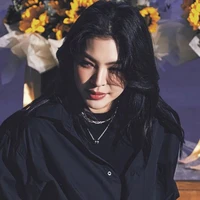 Faye Malisorn ( cô )