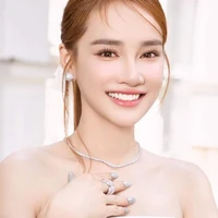 Nhã Phương ( Mẹ Ngọc )