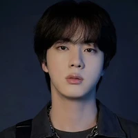 seokjin ( mẹ của ba nàng)