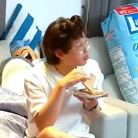 Thằng tg bị suy