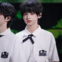 Dương Hàm Bác_H