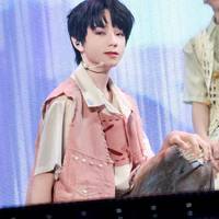 Vương Lỗ Kiệt_K