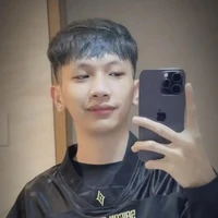 Phạm Vũ Hoài Nam(Red)