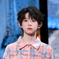 TRẦN DỊCH HẰNG