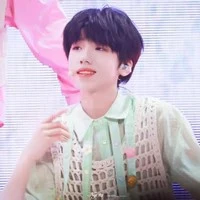 Nhiếp Vĩ Thần
