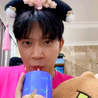 Công Vinh_Lạc Lạc