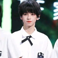 Dương Hàm Bác