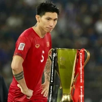 Văn Hậu (🦖)