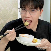 Lạc Lạc