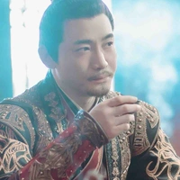 Bách Lý Thành Phong.