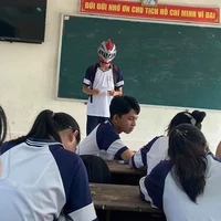 Cái lớp lon :3