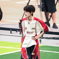 Trương Trạch Vũ[anh]