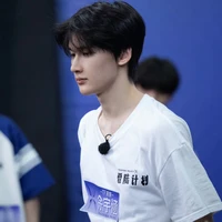 Dư Vũ Hàm-YYH-HLV ZGDX