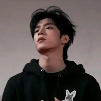 Lưu Diệu Văn- anh