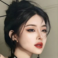 Dạ Hoài Ánh(mẹ cô)