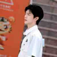 Phạm Thừa Thừa 🍊 ( nam9 )