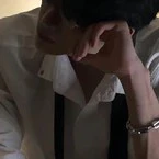 Lục Gia Khôi - ba