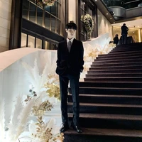 jihoon(dạng thật)