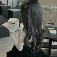 Hà Ngọc Anh ( em ả)