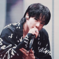 Jeon Jungkook[em]
