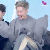 Pháp Kiều ( bé Kiều )