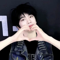 Trương Hàm Thụy (A)