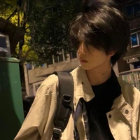 Trần Quốc Anh(hàng xóm,thanh mai trúc mã