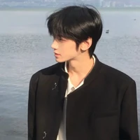 Ôn Minh Viễn(bthan n9) và anh trai nu9