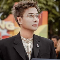 Hoàng Kim Long