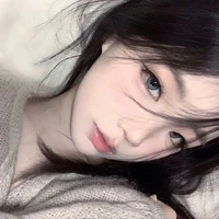 Bối Gia Hân ( lúc nhỏ )