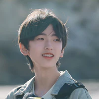 Tả Kì Hàm