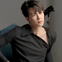 Anh tú atus