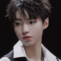 Vương Tuấn Khải