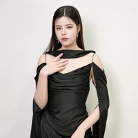 Fay Kanyaphat Na Nakhon -- Cô