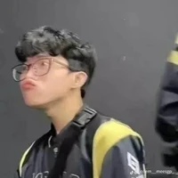 tác giả ku te phô mai que hột cớt đâyy