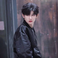 Dư Vũ Hàm ( H )