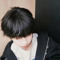 Nhiếp Vĩ Thần 