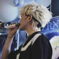 Hồng hài nhi đc các tỉ tỉ iu quý